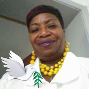 Meet your Posher, Myra